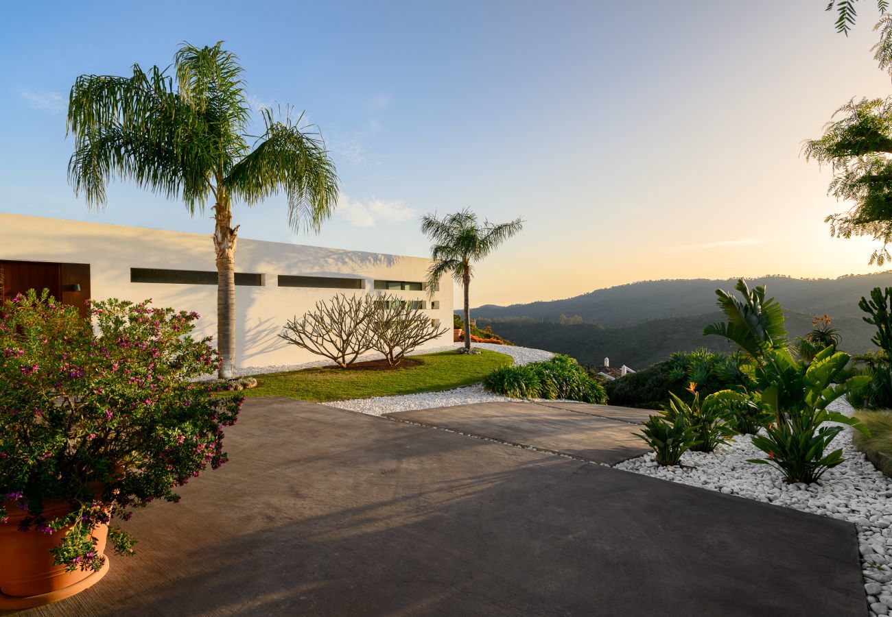 Villa in Benahavís - Hidden Sanctuary - 3BR Villa in Monte Mayor 