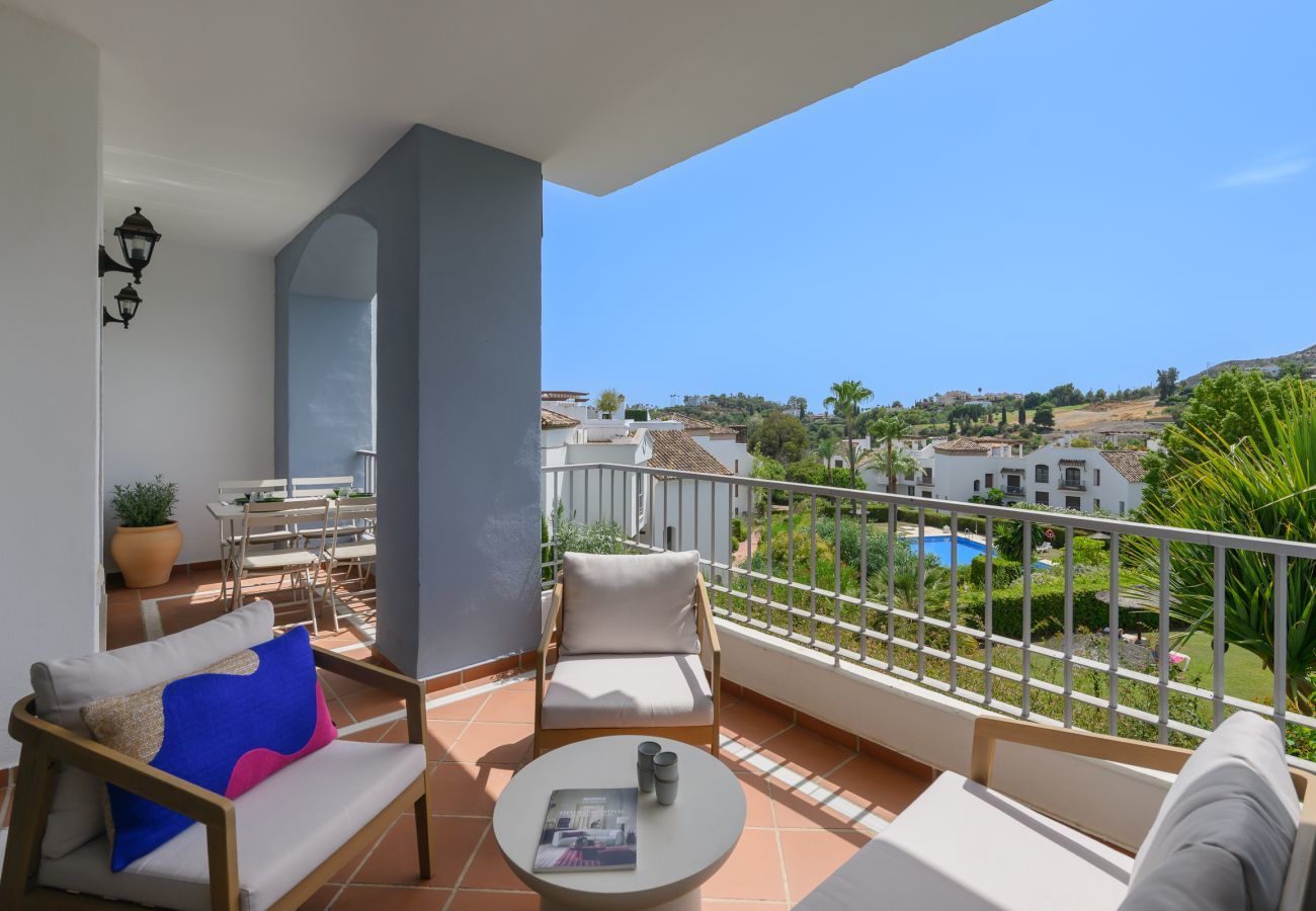 Apartment in Benahavís - 2BR Golfside Serenity in Los Arqueros 